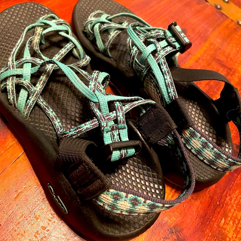 Chaco Sandles. Size women’s 6. Adjustable strap.